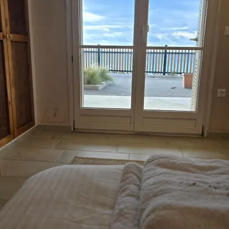 Kythros Seaside * Nea Kallikrateia