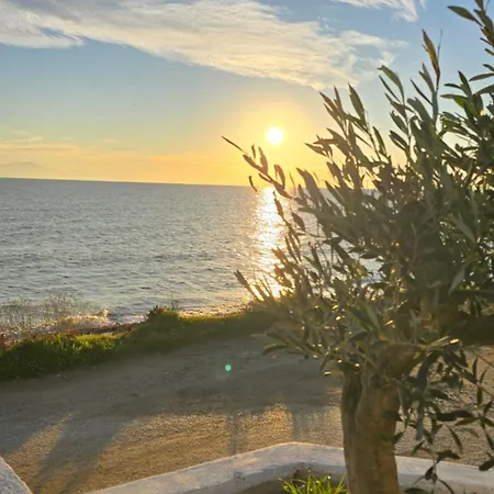 Kythros Seaside Tatil Evi